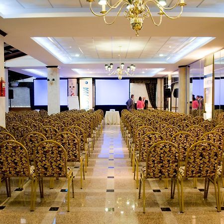 Hotel Ramada By Wyndham Buenos Aires Vicente López Zaplecze biznesowe zdjęcie