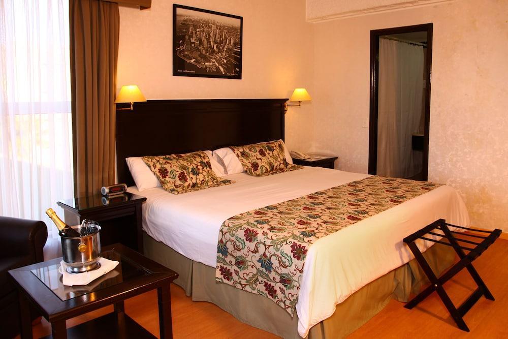 Hotel Ramada By Wyndham Buenos Aires Vicente López Zewnętrze zdjęcie