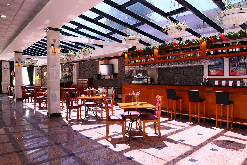 Hotel Ramada By Wyndham Buenos Aires Vicente López Restauracja zdjęcie