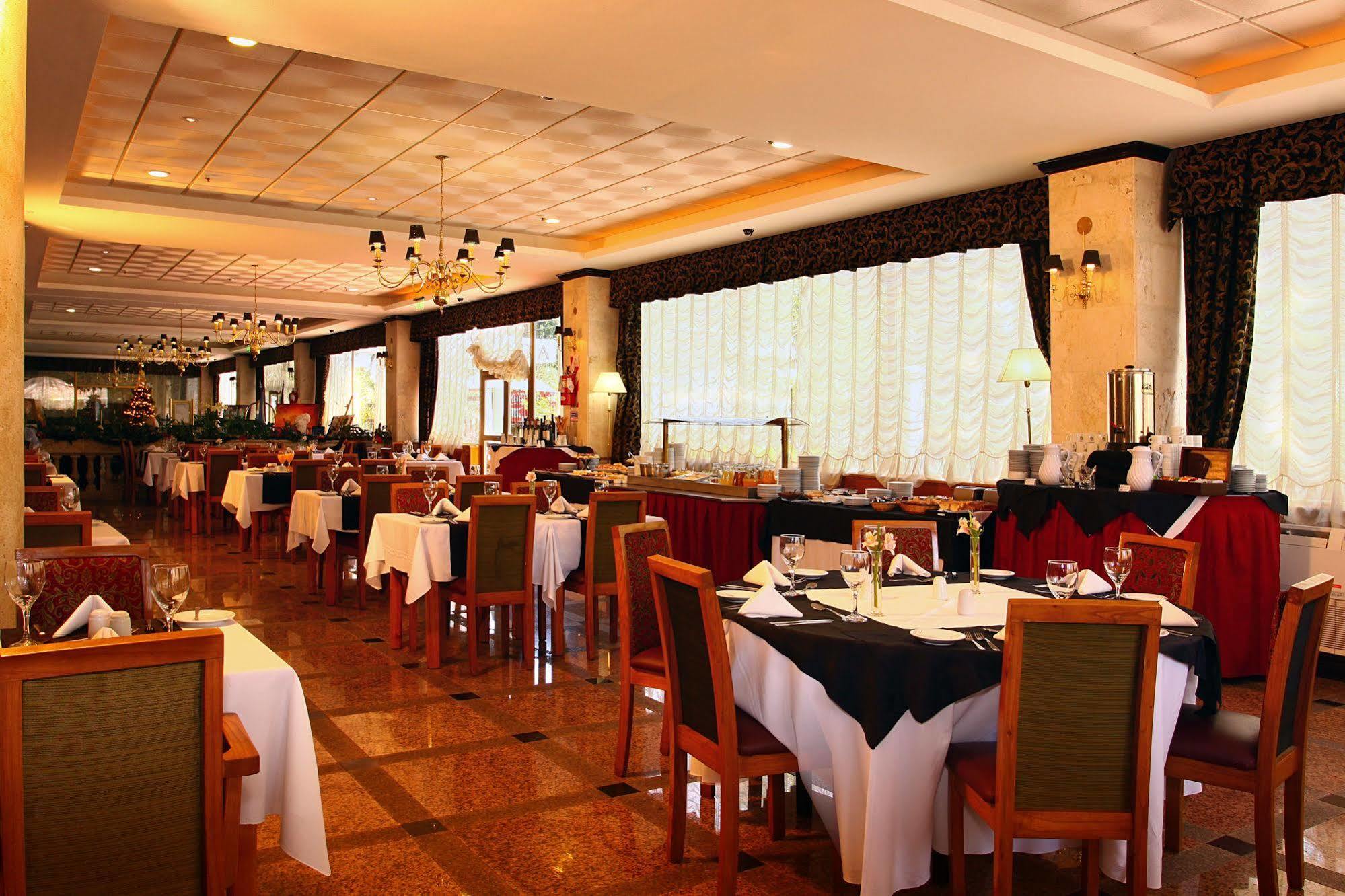 Hotel Ramada By Wyndham Buenos Aires Vicente López Zewnętrze zdjęcie