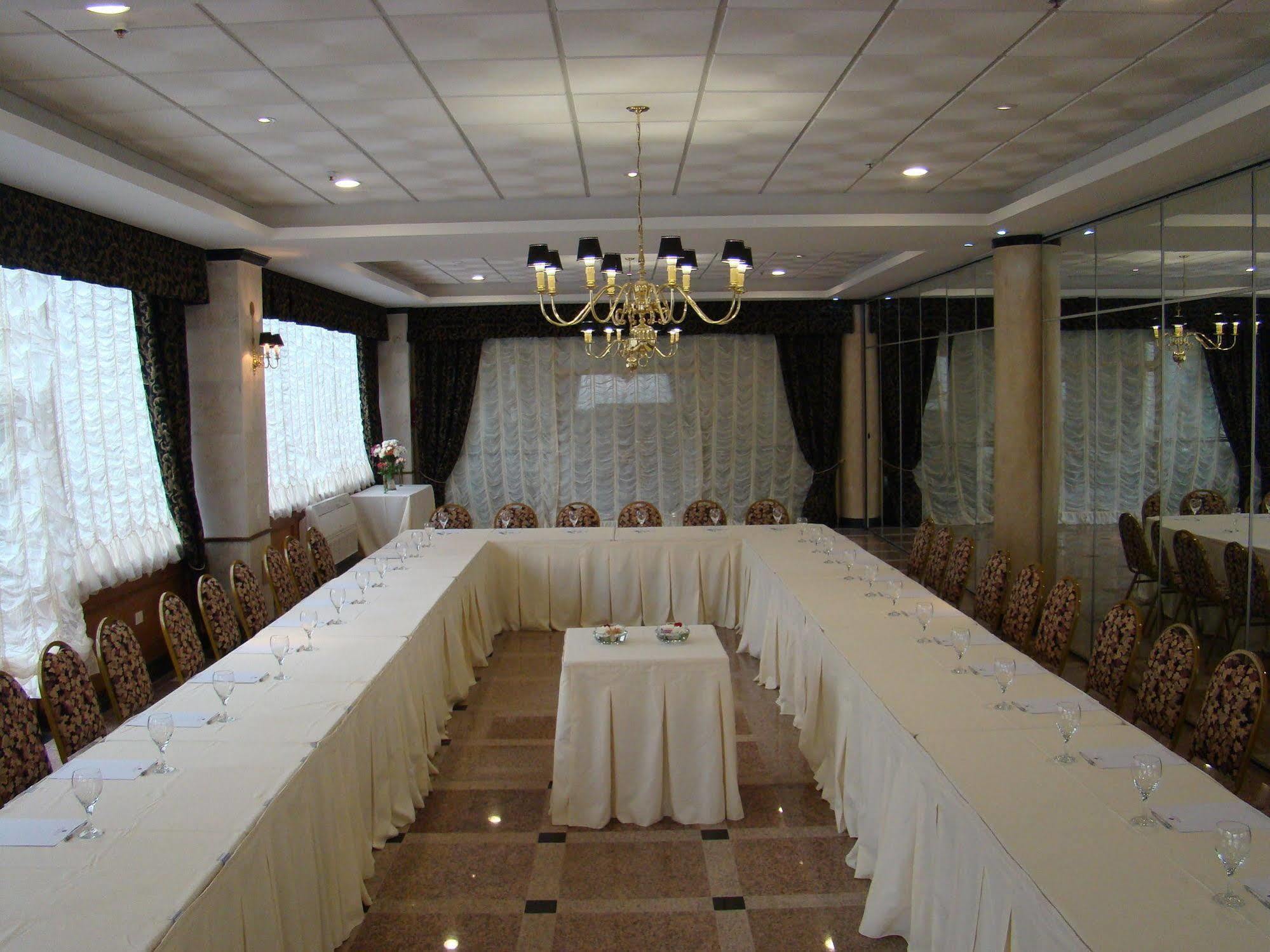 Hotel Ramada By Wyndham Buenos Aires Vicente López Zewnętrze zdjęcie