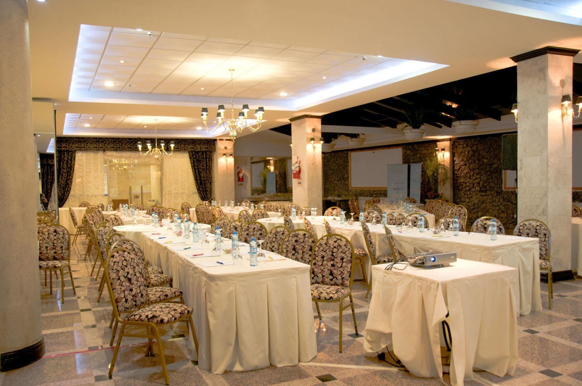 Hotel Ramada By Wyndham Buenos Aires Vicente López Zewnętrze zdjęcie