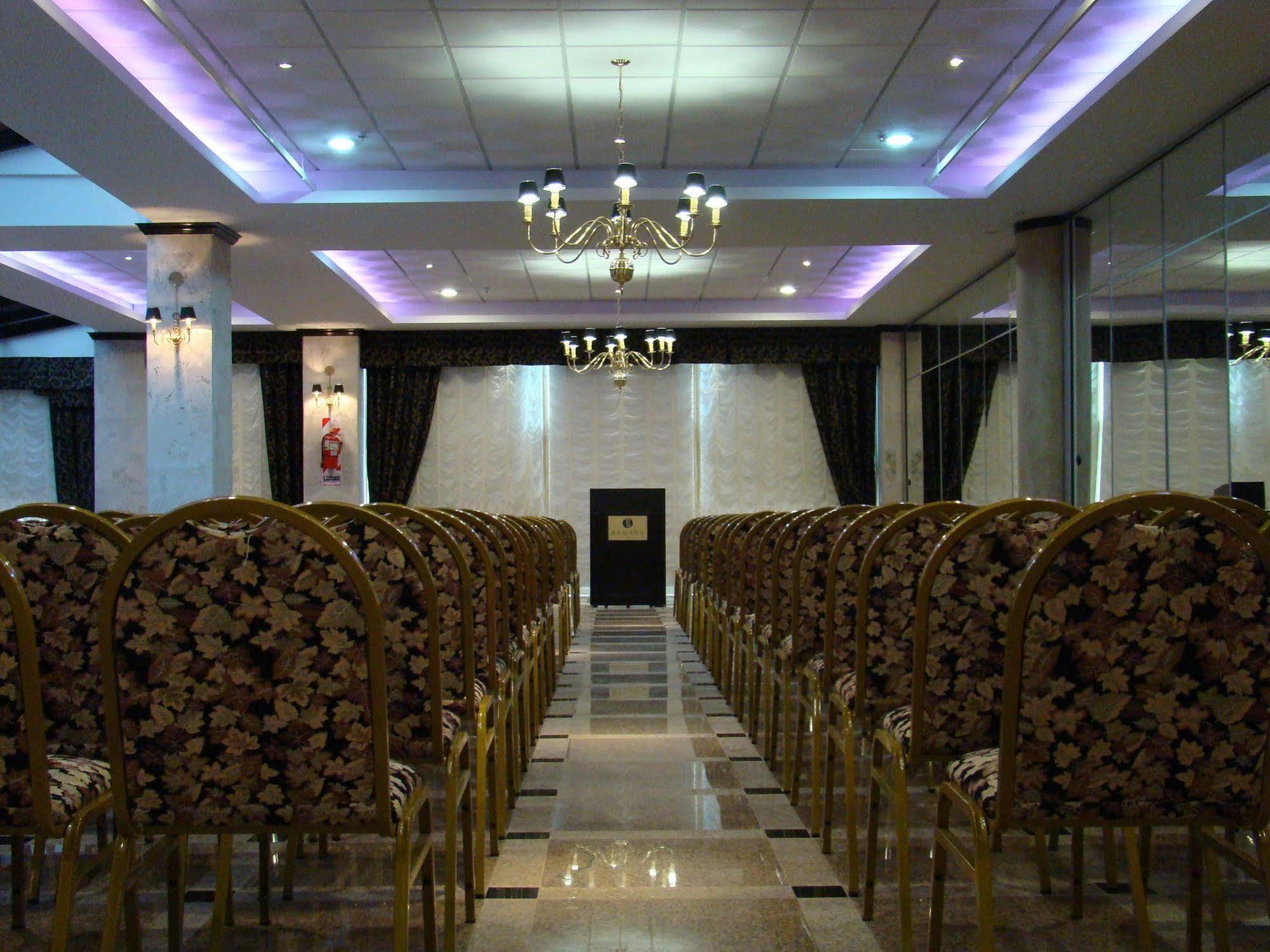 Hotel Ramada By Wyndham Buenos Aires Vicente López Zewnętrze zdjęcie